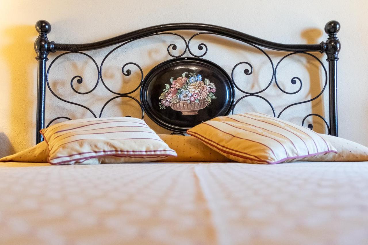 Agriturismo Cima Alla Serra Buti Exteriér fotografie